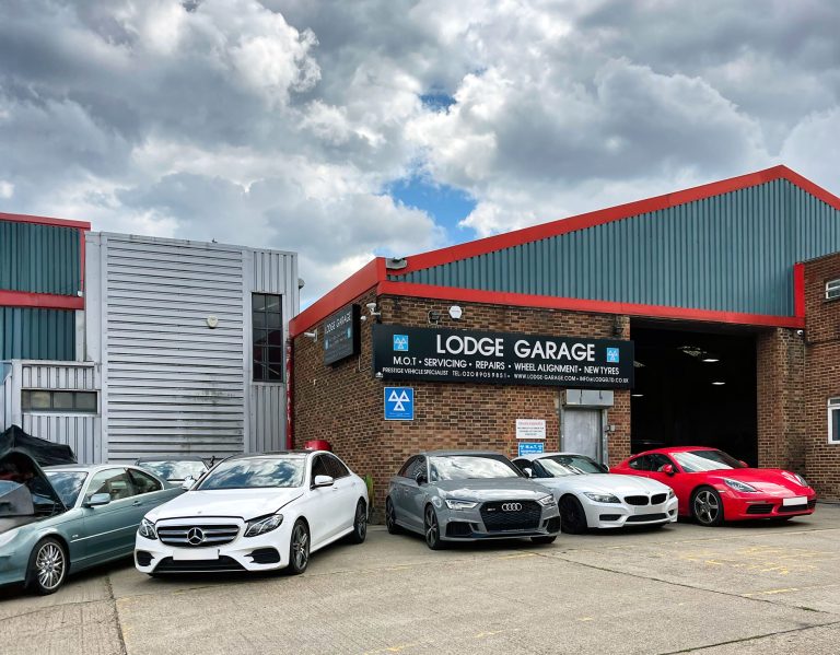 Car Servicing, Repairs & MOT with [garagename] in [locationfocus]